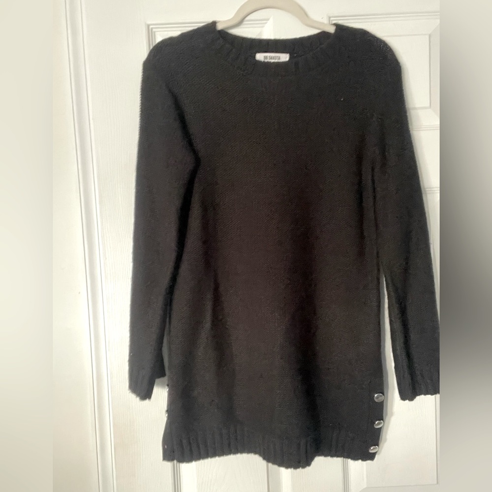 BB Dakota long knit sweater size S with silver button detail on both sides.
